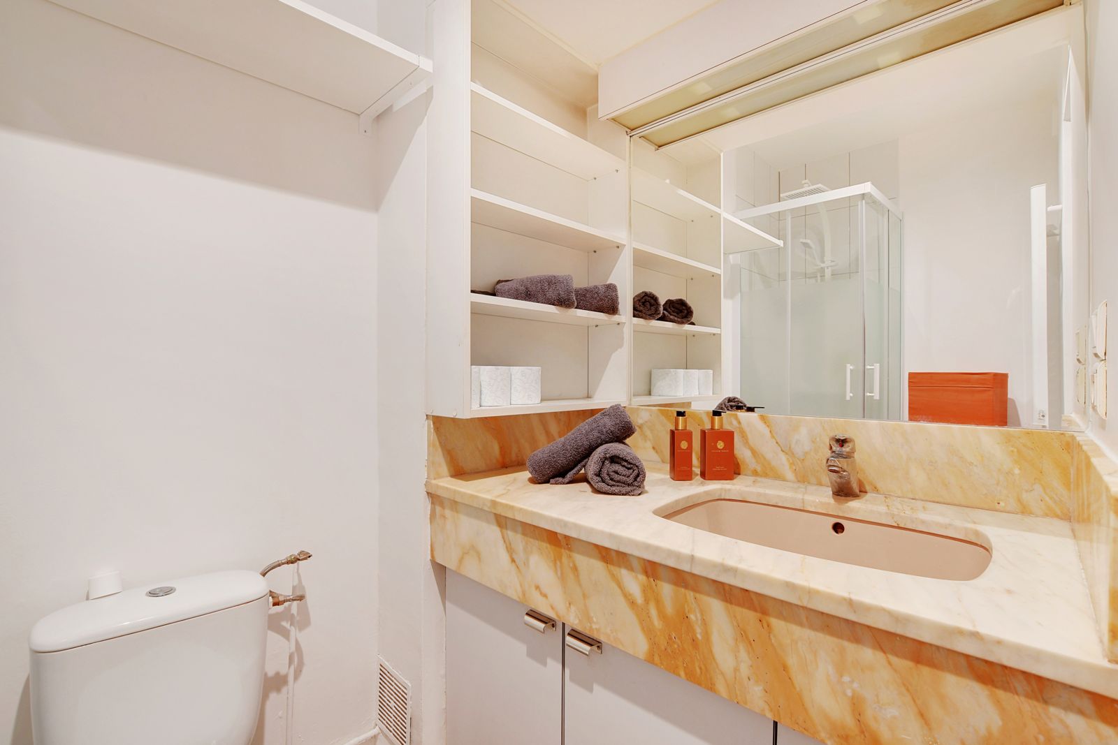 Bathroom marble sink